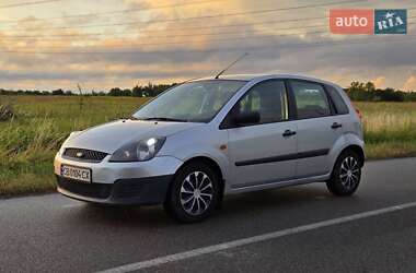 Хэтчбек Ford Fiesta 2008 в 