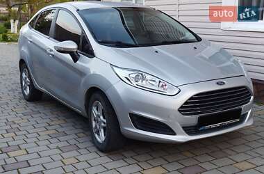 Седан Ford Fiesta 2017 в Ивано-Франковске