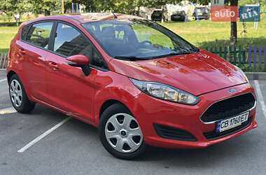 Хетчбек Ford Fiesta 2016 в 
