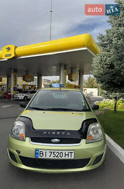 Хэтчбек Ford Fiesta 2007 в 