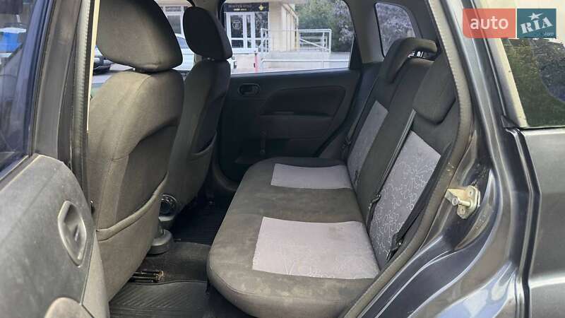 Хэтчбек Ford Fiesta 2008 в Вышгороде
