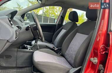 Хэтчбек Ford Fiesta 2007 в 