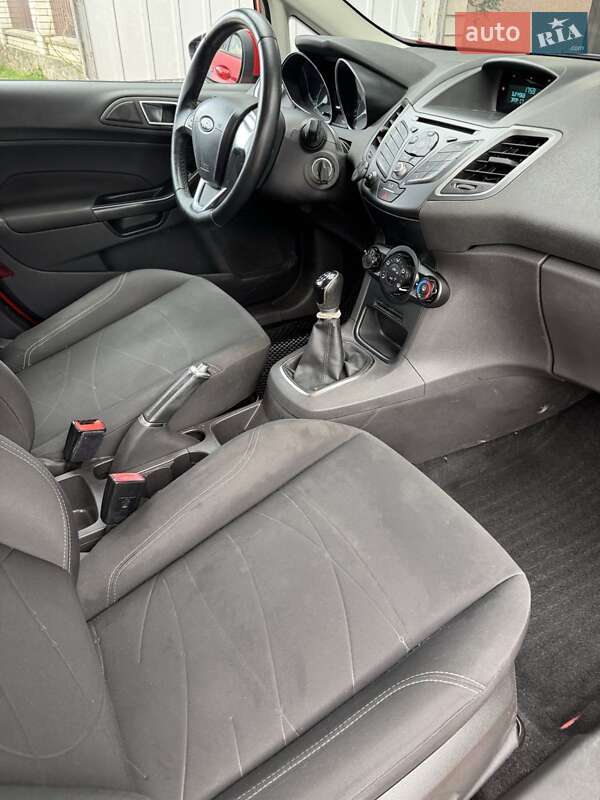 Хэтчбек Ford Fiesta 2015 в Фастове фото 18 Хэтчбек Ford Fiesta 2015 в Фастове