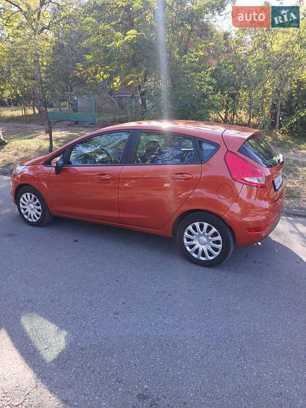 Хетчбек Ford Fiesta 2011 в Запоріжжі
