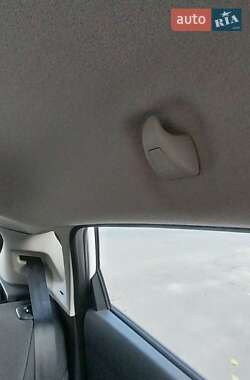 Хэтчбек Ford Fiesta 2013 в 