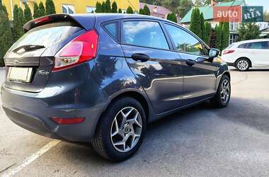 Хетчбек Ford Fiesta 2013 в 