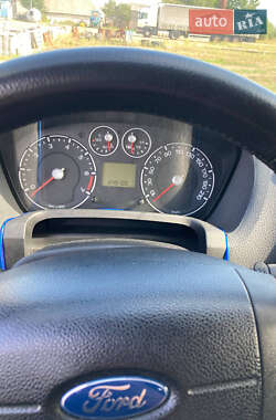 Хетчбек Ford Fiesta 2008 в  фото 10 Хетчбек Ford Fiesta 2008 в