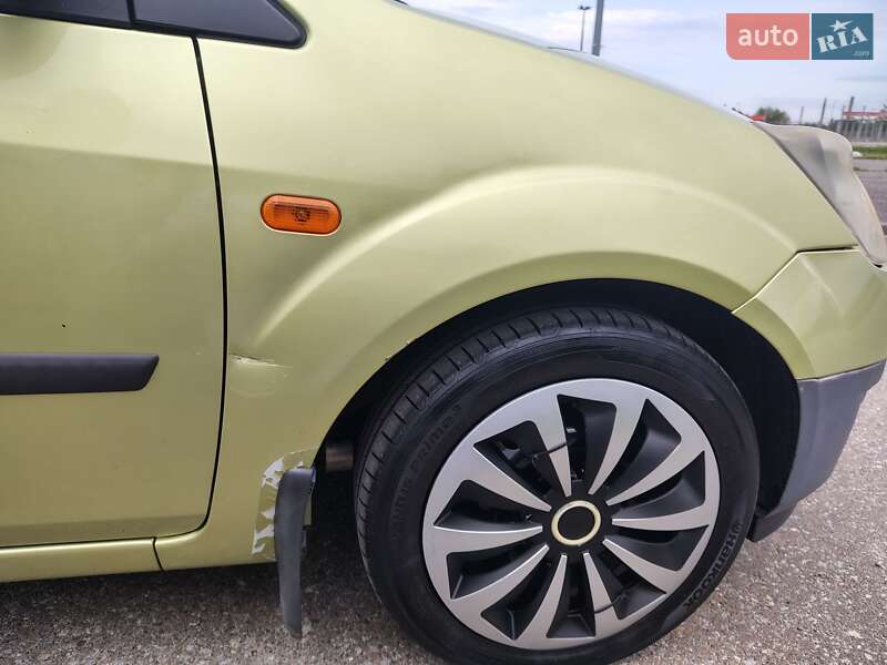 Хэтчбек Ford Fiesta 2007 в Львове