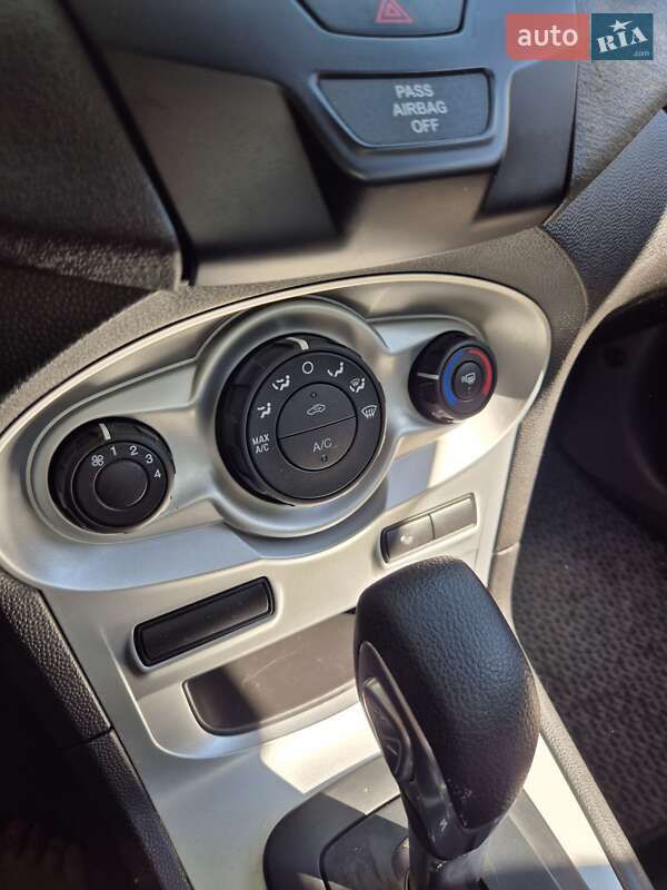 Седан Ford Fiesta 2018 в Харькове