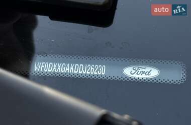 Хэтчбек Ford Fiesta 2013 в 