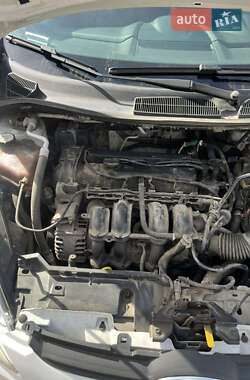 Хэтчбек Ford Fiesta 2011 в 