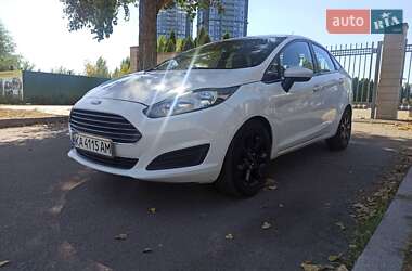 Седан Ford Fiesta 2017 в Киеве