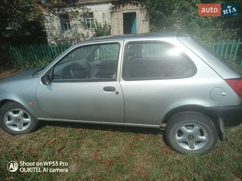 Хэтчбек Ford Fiesta 1997 в Валках