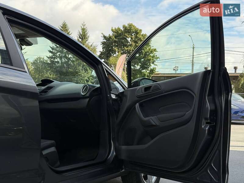 Хэтчбек Ford Fiesta 2018 в Ровно фото 35 Хэтчбек Ford Fiesta 2018 в Ровно