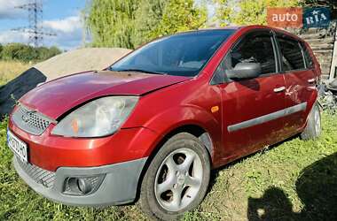 Хэтчбек Ford Fiesta 2006 в 