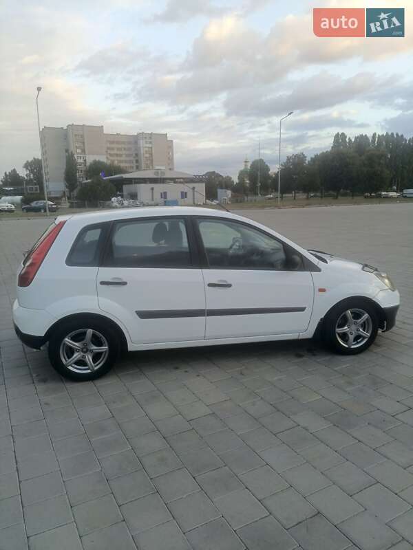 Хэтчбек Ford Fiesta 2007 в Черкассах