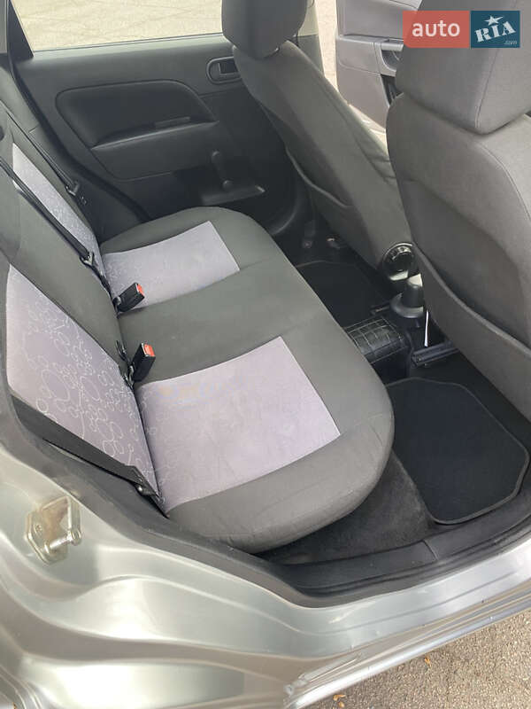 Хэтчбек Ford Fiesta 2008 в Хороле