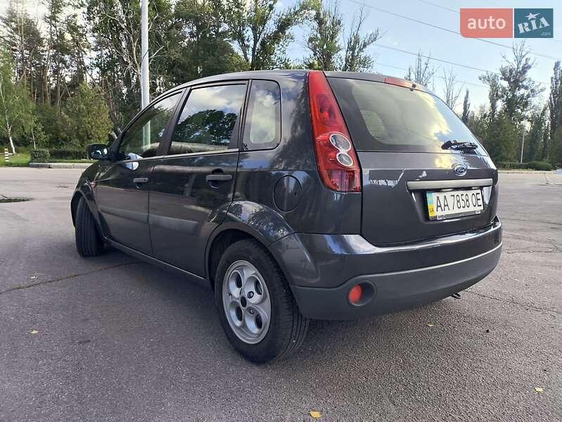 Хэтчбек Ford Fiesta 2006 в Харькове фото 4 Хэтчбек Ford Fiesta 2006 в Харькове