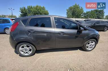 Хетчбек Ford Fiesta 2018 в 