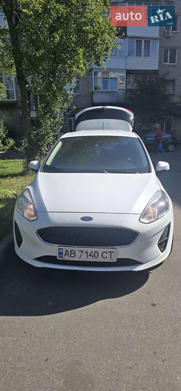 Седан Ford Fiesta 2018 в Виннице