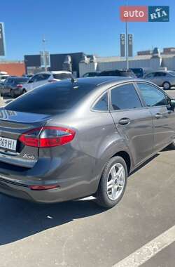 Седан Ford Fiesta 2019 в 