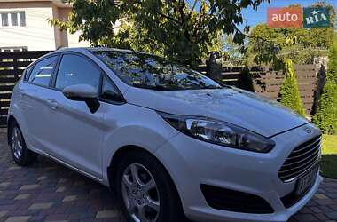 Хэтчбек Ford Fiesta 2013 в 