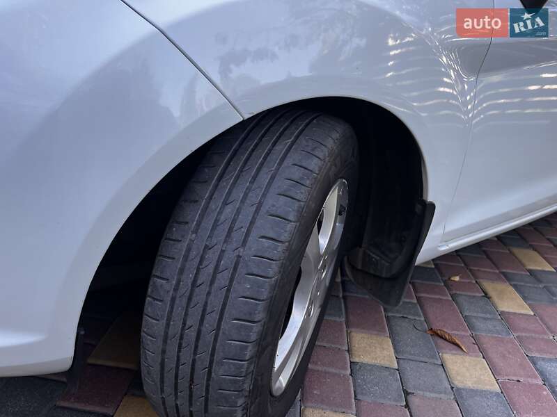 Хэтчбек Ford Fiesta 2013 в Калуше