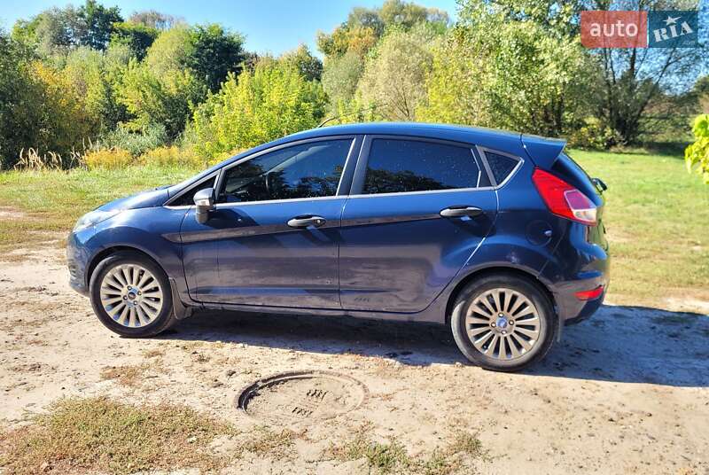 Хетчбек Ford Fiesta 2013 в Шостці