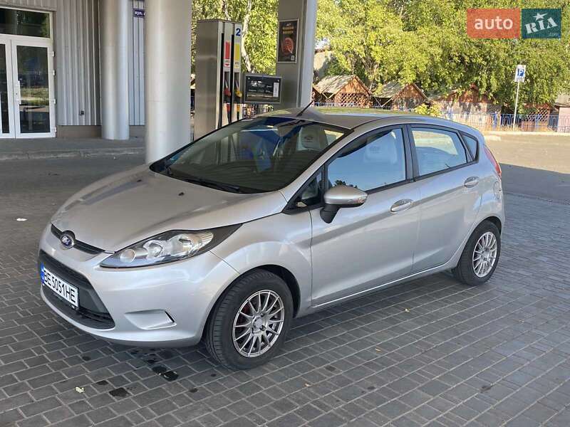 Хэтчбек Ford Fiesta 2012 в Николаеве