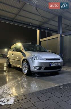 Хетчбек Ford Fiesta 2004 в Львові