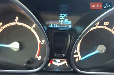 Хэтчбек Ford Fiesta 2013 в 