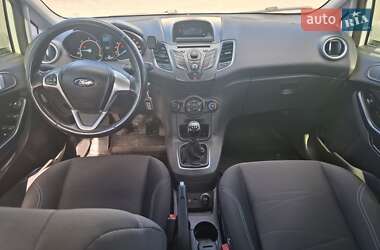 Хэтчбек Ford Fiesta 2013 в 