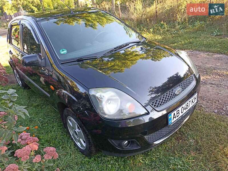 Хэтчбек Ford Fiesta 2007 в Виннице