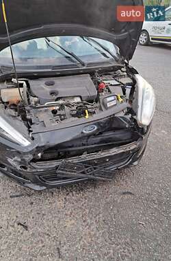 Хэтчбек Ford Fiesta 2013 в 