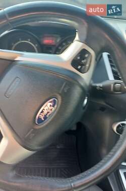 Хэтчбек Ford Fiesta 2011 в 