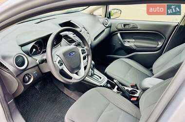 Седан Ford Fiesta 2017 в 