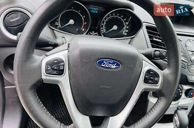 Седан Ford Fiesta 2017 в 