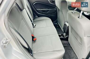 Седан Ford Fiesta 2017 в 