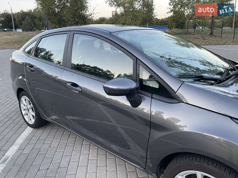 Седан Ford Fiesta 2019 в Запорожье