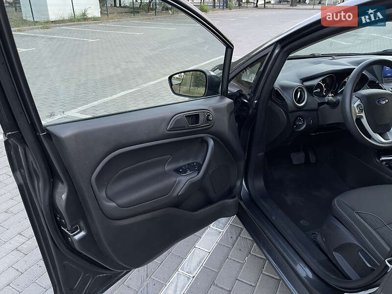 Седан Ford Fiesta 2019 в Запорожье