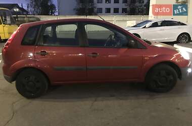 Хэтчбек Ford Fiesta 2007 в 