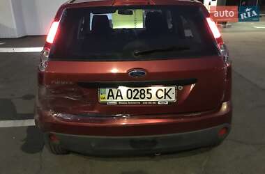 Хэтчбек Ford Fiesta 2007 в 