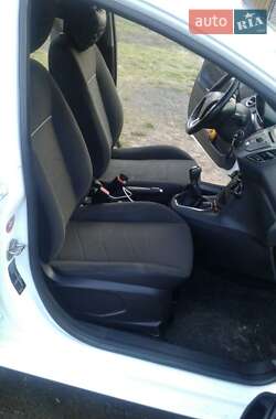 Хэтчбек Ford Fiesta 2013 в 