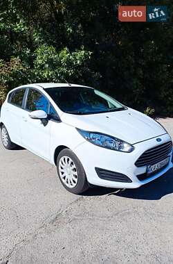 Хетчбек Ford Fiesta 2014 в 