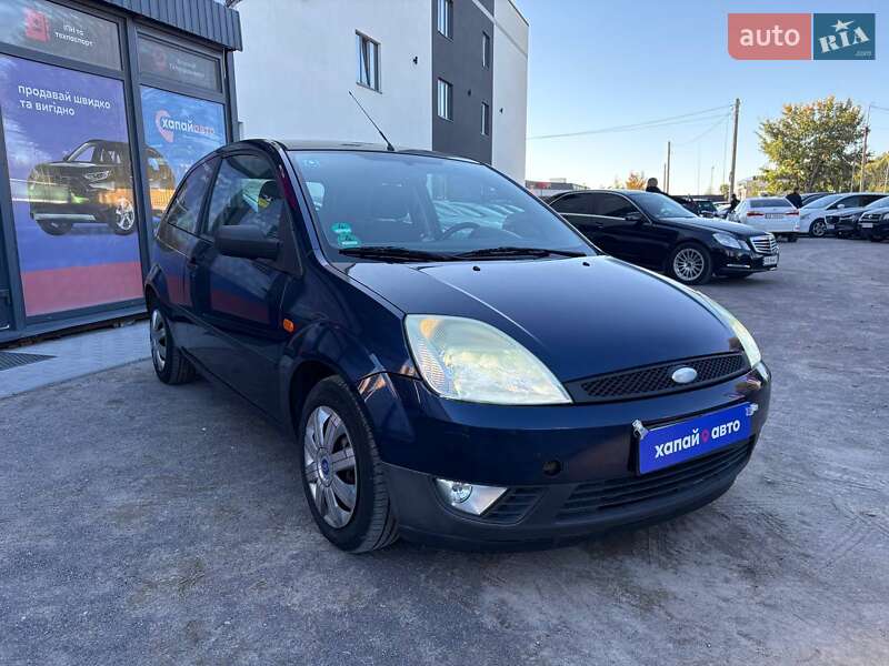 Хэтчбек Ford Fiesta 2004 в Виннице