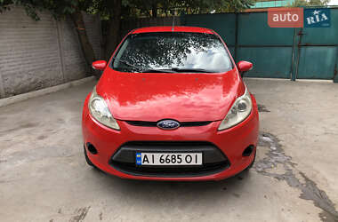 Хэтчбек Ford Fiesta 2012 в 