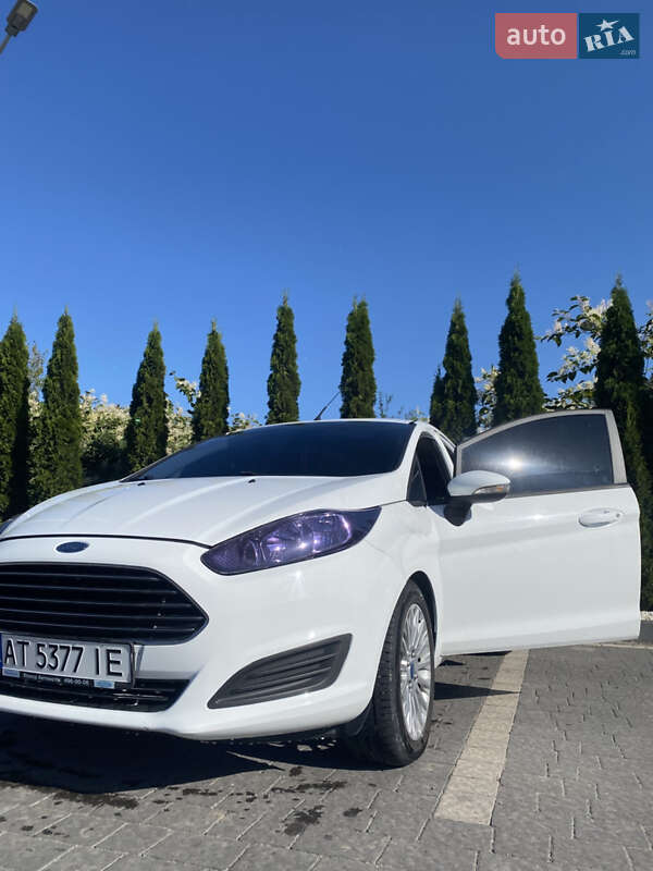 Хэтчбек Ford Fiesta 2014 в Надворной фото 5 Хэтчбек Ford Fiesta 2014 в Надворной