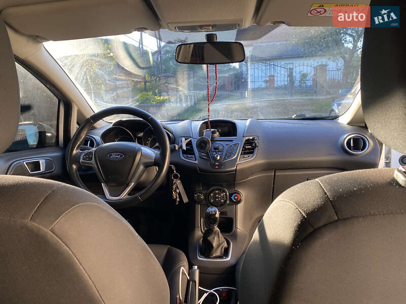 Хэтчбек Ford Fiesta 2014 в Надворной фото 24 Хэтчбек Ford Fiesta 2014 в Надворной