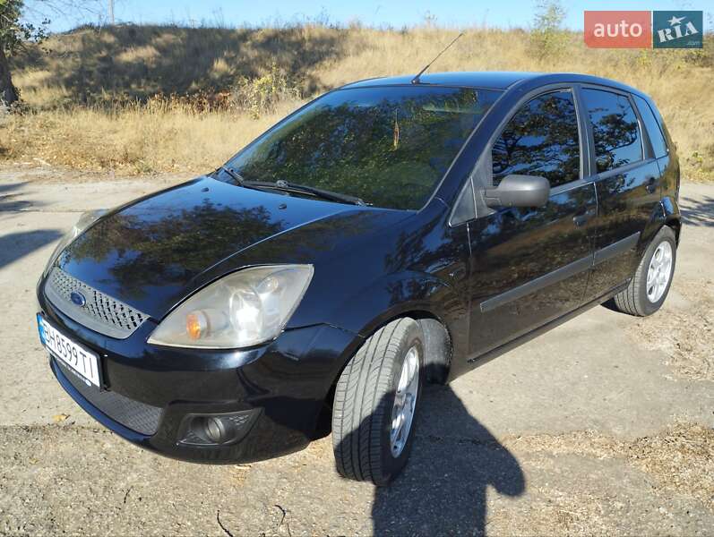 Хэтчбек Ford Fiesta 2008 в Белгороде-Днестровском