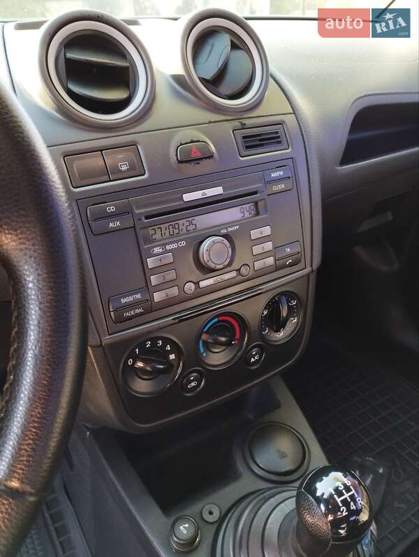 Хэтчбек Ford Fiesta 2008 в Белгороде-Днестровском